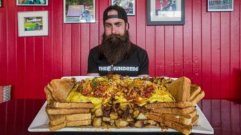 534 PEOPLE HAVE FAILED ‘THE KING KONG CHALLENGE’ IN RHODE ISLAND! | BeardMeatsFood