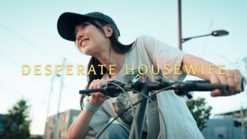 DESPERATE HOUSEWIFE – Cinematic Vlog Shot with ZHIYUN CRANE 4