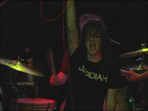 Underoath — It’s Dangerous Business Walking Out Your Front Door (Live 2005)