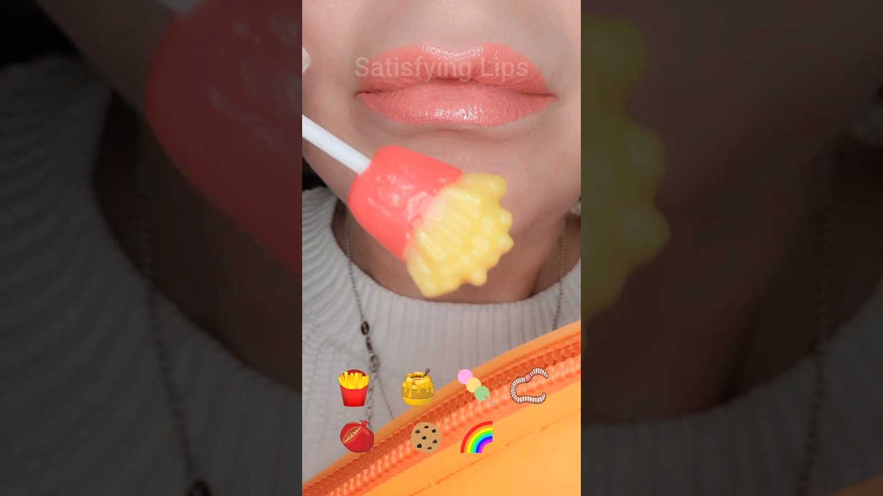 ASMR Satisfying Eating Emoji Challenge Mukbang #asmr #emojichallenge #emojifood