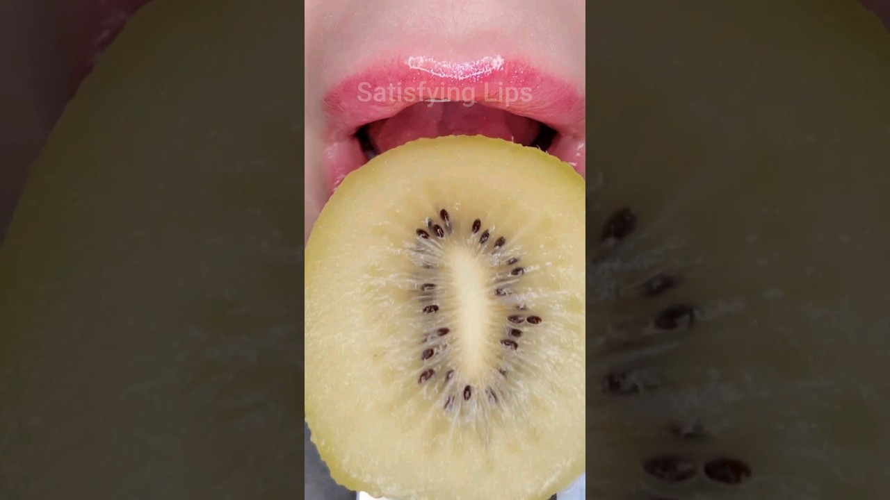 ASMR Satisfying Eating Fresh Kiwi Fruit  #asmr #fruit #satisfyinglips