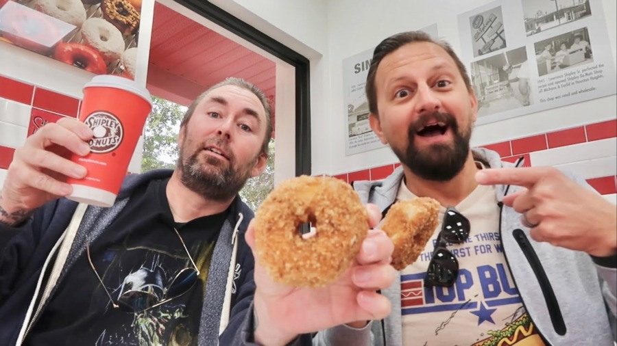 Grand Opening Of Shipley Do-Nuts In Orlando – First Central Florida Location / Eating EVERY Kolache