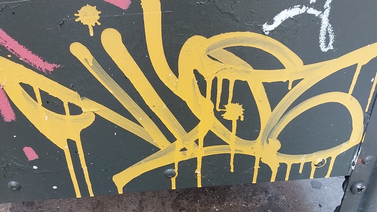 NYC GRAFFITI TAGGING 2023!