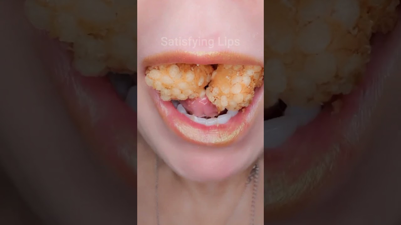 ASMR Satisfying Eating Crunchy Popcorn Chicken 🐔🍿 #asmr #chicken #satisfyinglips