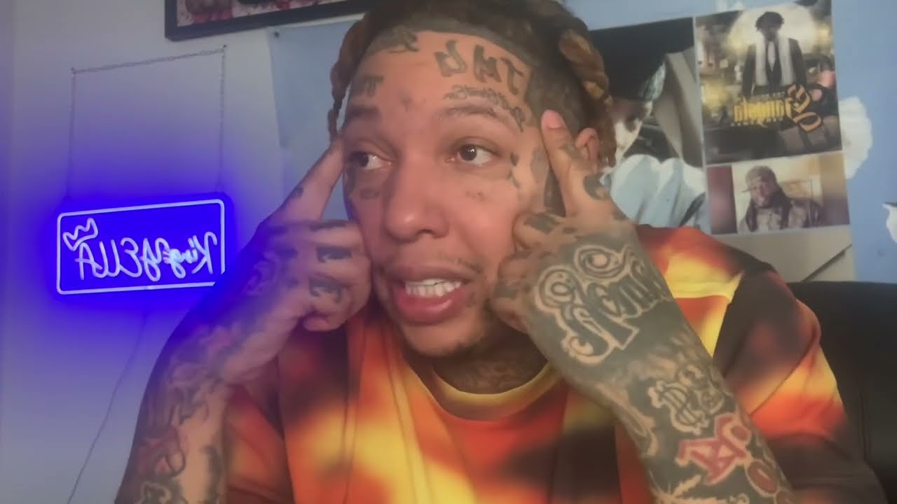 Blueface pull up to the location Soulja boy sent after trippin on instagram live 🤦