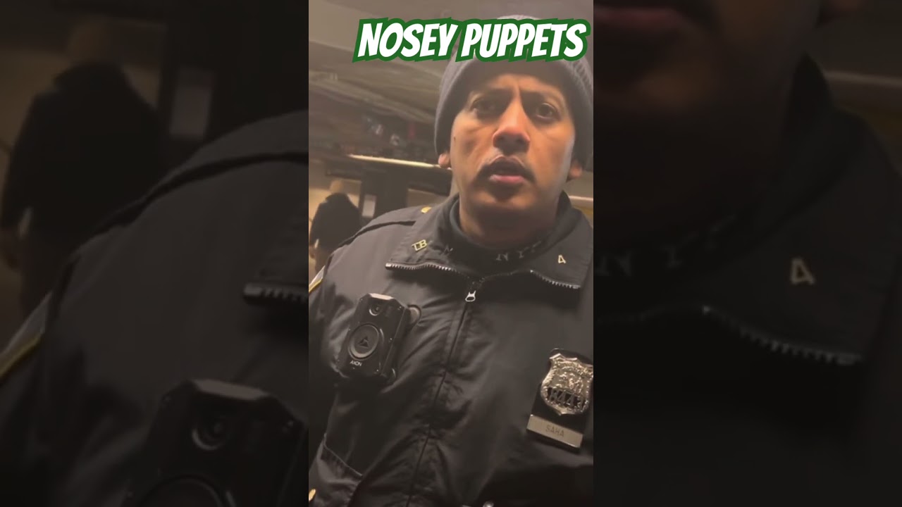 🤣🙈 nosey puppets #police #copwatch #newyorkcity