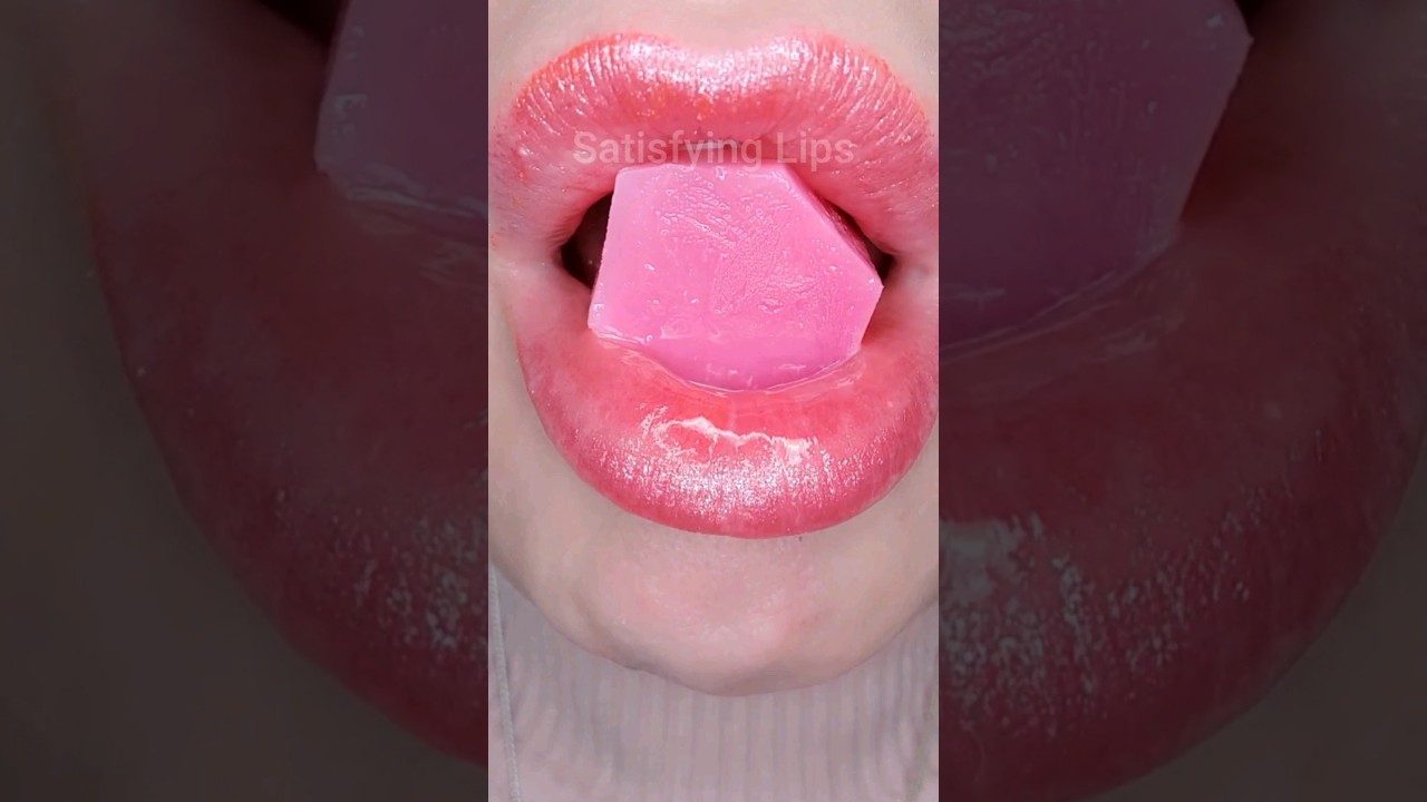 ASMR Satisfying Eating Crunchy Pink Ice 🧊 #asmr #asmrcrunch #satisfyingvideo