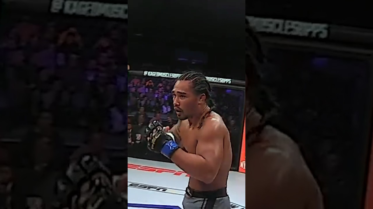 Who wants to see #RefCam brought into Bellator in 2024 🤳