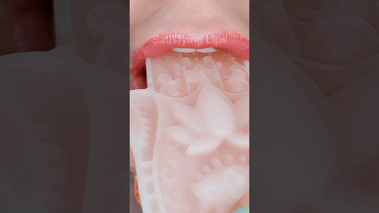 ASMR Satisfying Eating Wax Jelly Hamsa 🪬 #asmr #hamsa #asmreating