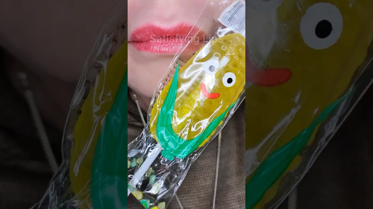 ASMR Satisfying Eating Cute Corn Lolly 🌽 #asmr #lolly #satisfyingsounds
