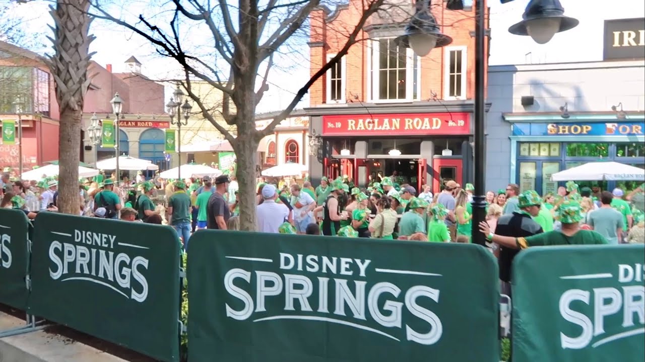 How I Spent St Patrick’s Day In Downtown Celebration & Disney Springs – Holiday Food With Leprechaun