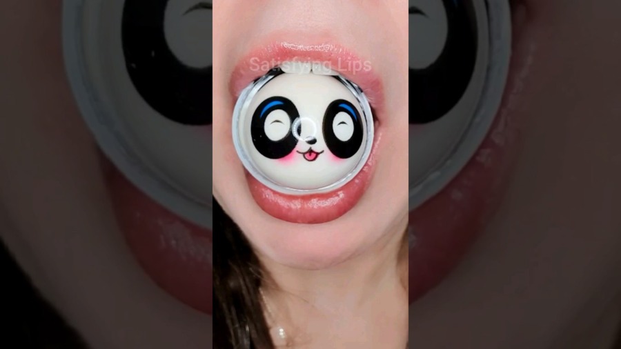 ASMR Satisfying Eating Panda Gummy 🐼 #asmr #oddlysatisfying #springonshorts