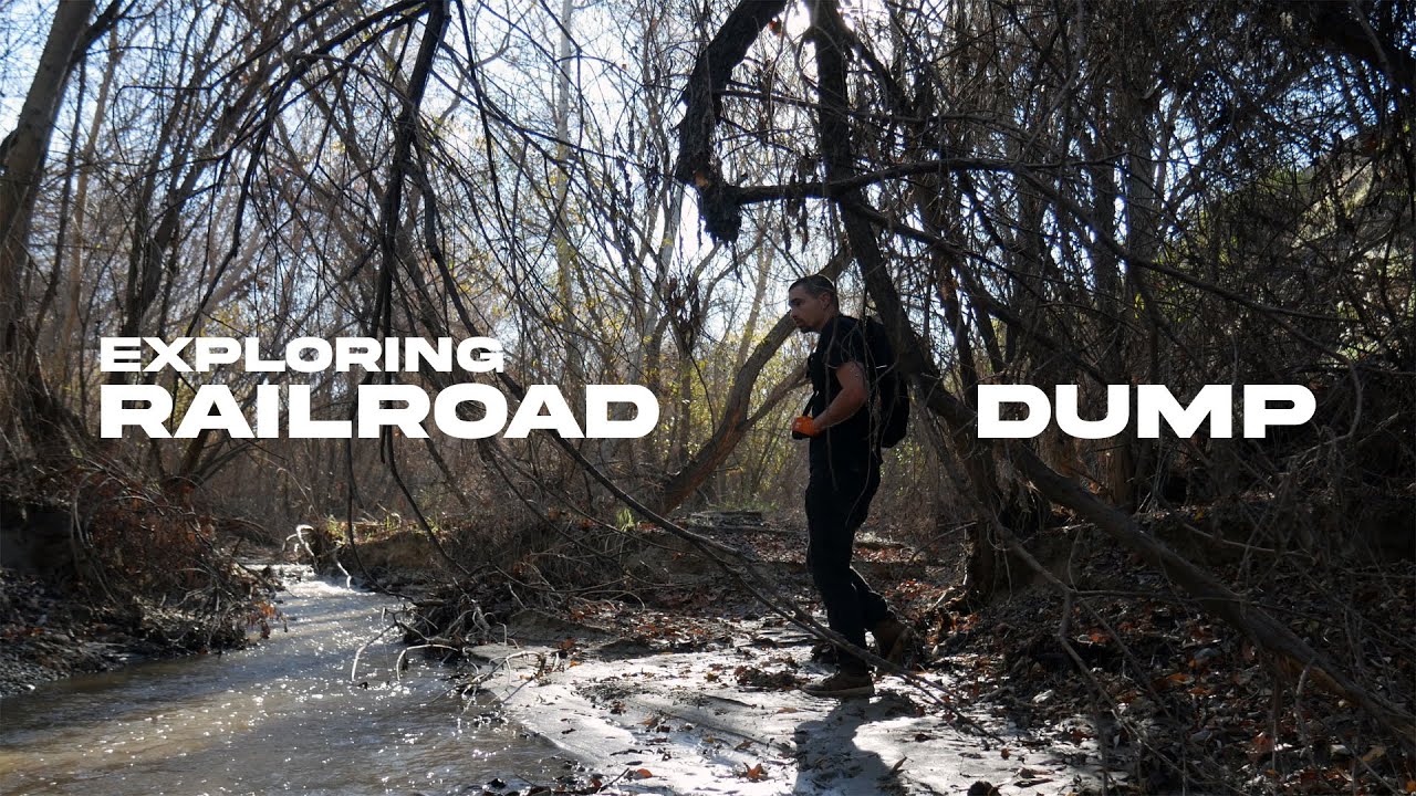 Exploring a HUGE Railroad dump in a creek along the old Southern Pacific Railroad